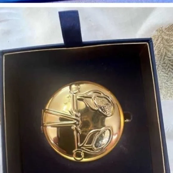 Brand New!Estee Lauder Zodiac Powder Compact Collection (Limited Edition)LIBRA